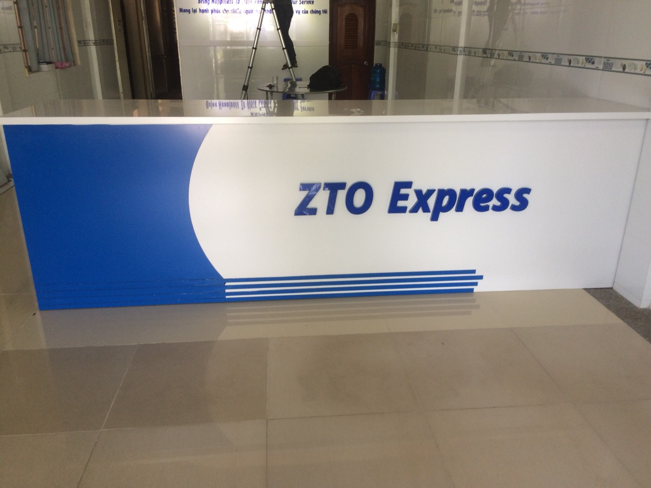Thi công bảng hiệu ZTO Express Chi nhánh Cần Thơ